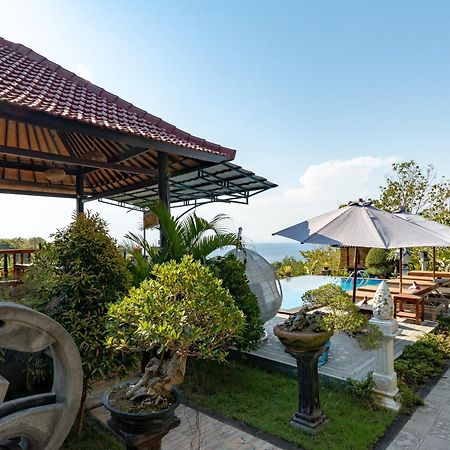Kaylas Hill Resort Batununggul Eksteriør billede